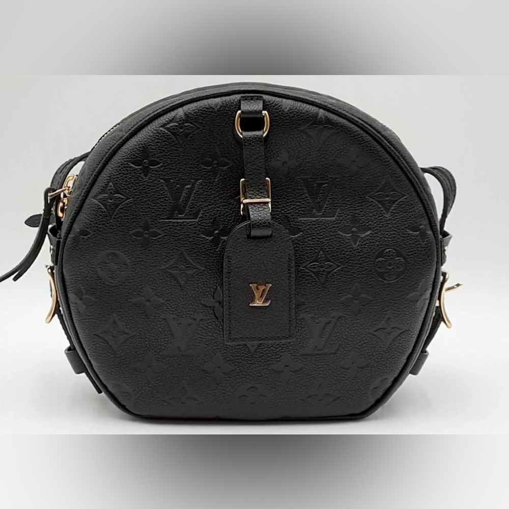 Louis Vuitton Boite Chapeau Souple Monogram Shoulder Bag Ebloxzdu